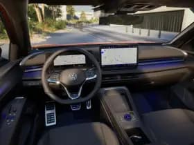 Volkswagen T-Roc thumbnail 5