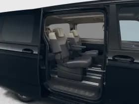 Volkswagen Multivan thumbnail 11