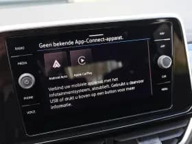 Volkswagen T-Roc thumbnail 28