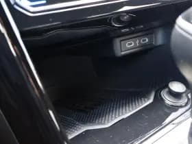 Volkswagen T-Roc thumbnail 31