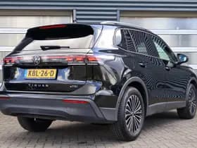 Volkswagen Tiguan thumbnail 2