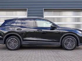 Volkswagen Tiguan thumbnail 3