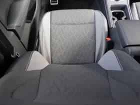 Volkswagen Tiguan thumbnail 45