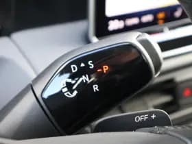 Volkswagen Tiguan thumbnail 48