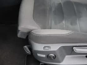 Volkswagen Golf thumbnail 21