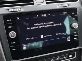 Volkswagen Golf thumbnail 28