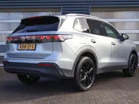Volkswagen Tiguan thumbnail 2