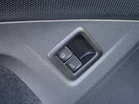 Volkswagen Tiguan thumbnail 41