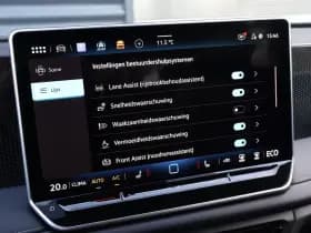 Volkswagen Tiguan thumbnail 55