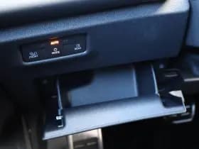 Volkswagen Tiguan thumbnail 48