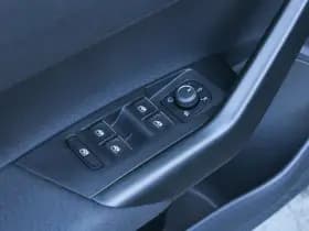 Volkswagen Polo thumbnail 42