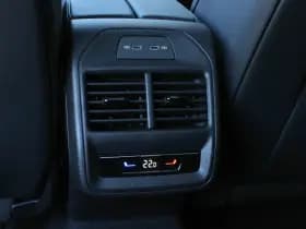 Volkswagen Passat thumbnail 19
