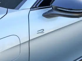Volkswagen Passat thumbnail 36