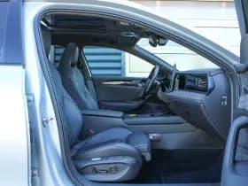 Volkswagen Passat thumbnail 38