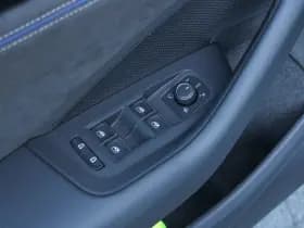 Volkswagen Passat thumbnail 49