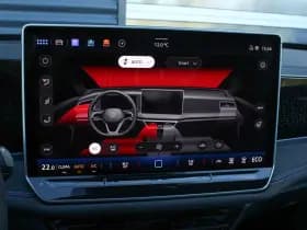 Volkswagen Passat thumbnail 57