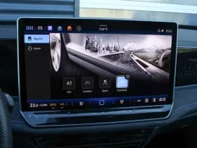 Volkswagen Passat thumbnail 64