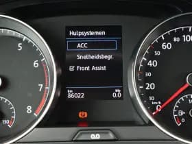 Volkswagen Golf thumbnail 39