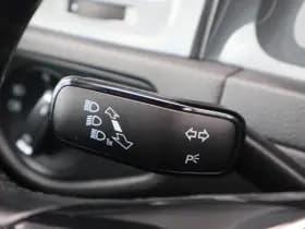 Volkswagen Golf thumbnail 40