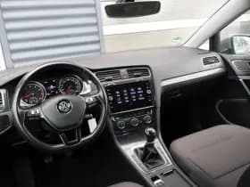 Volkswagen Golf thumbnail 5