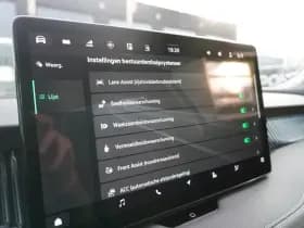Škoda Superb thumbnail 36