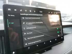 Škoda Superb thumbnail 37