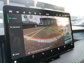 Škoda Superb thumbnail 38
