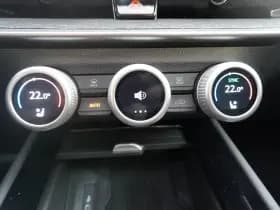 Škoda Superb thumbnail 41