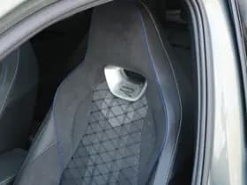 Volkswagen Tiguan thumbnail 45