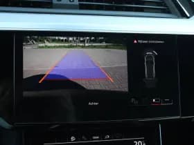 Audi Q8 e-tron thumbnail 31