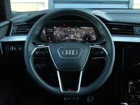 Audi Q8 e-tron thumbnail 46