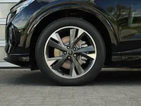 Audi Q4 e-tron thumbnail 11
