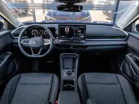 Volkswagen T-Roc thumbnail 5