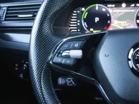 Škoda Superb thumbnail 32
