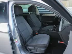 Volkswagen Passat thumbnail 17