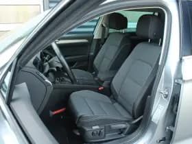 Volkswagen Passat thumbnail 4