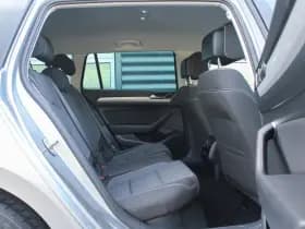 Volkswagen Passat thumbnail 37