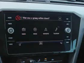 Volkswagen Passat thumbnail 47