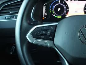 Volkswagen Tiguan thumbnail 30