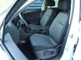 Volkswagen Tiguan thumbnail 4