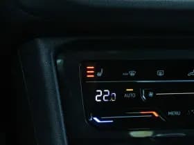 Volkswagen Tiguan thumbnail 35