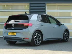 Volkswagen ID.3 thumbnail 2
