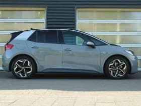 Volkswagen ID.3 thumbnail 3