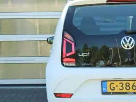 Volkswagen Up! thumbnail 12