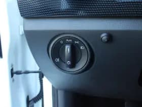 Volkswagen Up! thumbnail 22