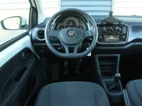 Volkswagen Up! thumbnail 23