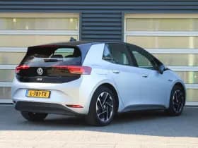 Volkswagen ID.3 thumbnail 2