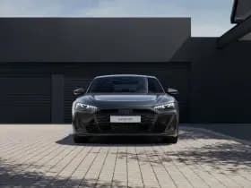 Audi e-tron GT thumbnail 7