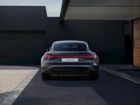 Audi e-tron GT thumbnail 8