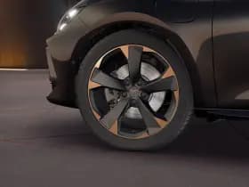 CUPRA Leon thumbnail 5